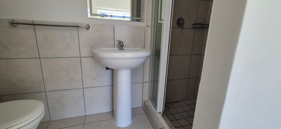 2 Bedroom Property for Sale in Island View Western Cape